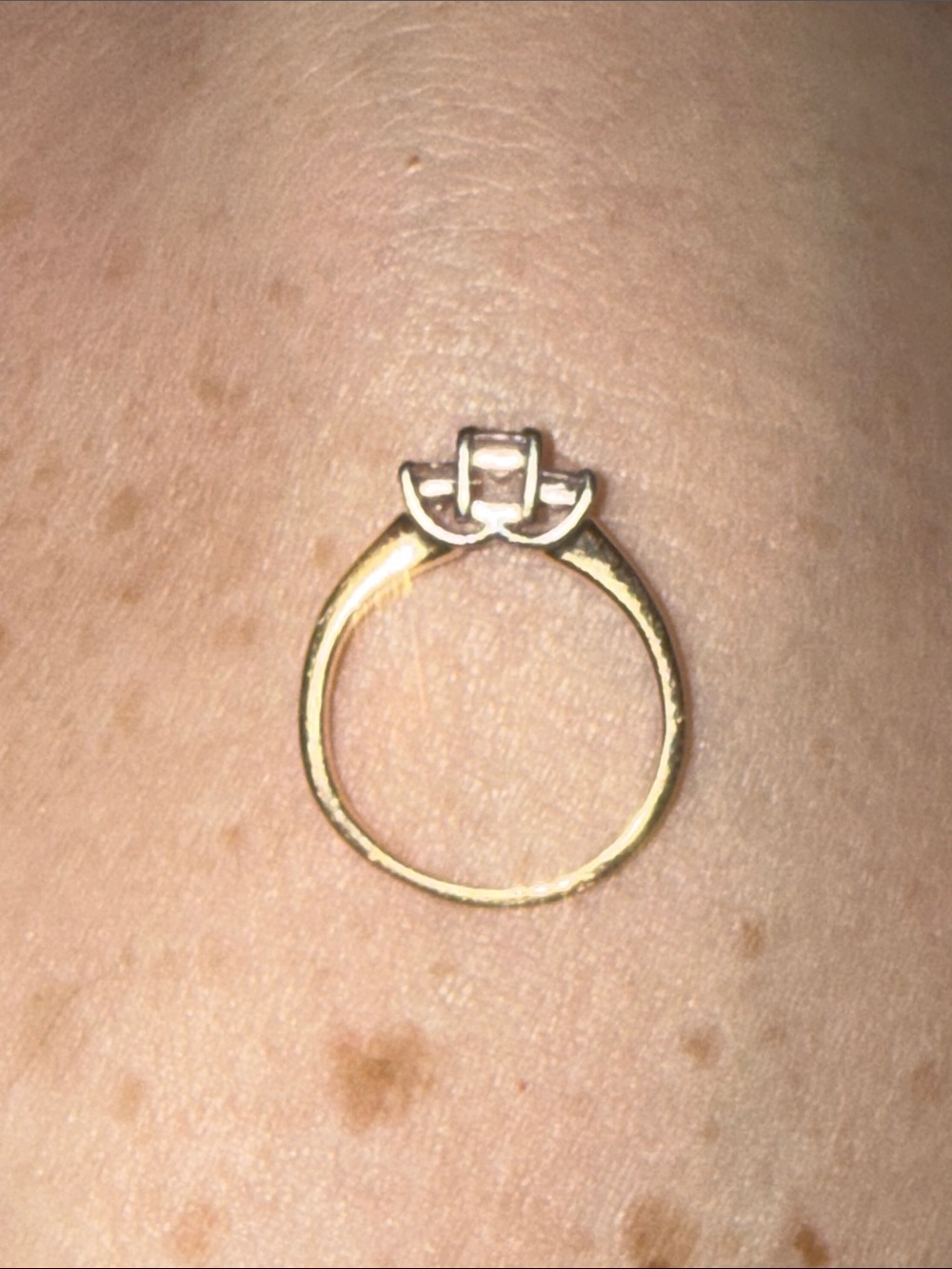 DIAMOND 3 stone 14k gold ring STUNNING size 5 3/4. Retail $1200 100% authentic - Picture 14 of 15